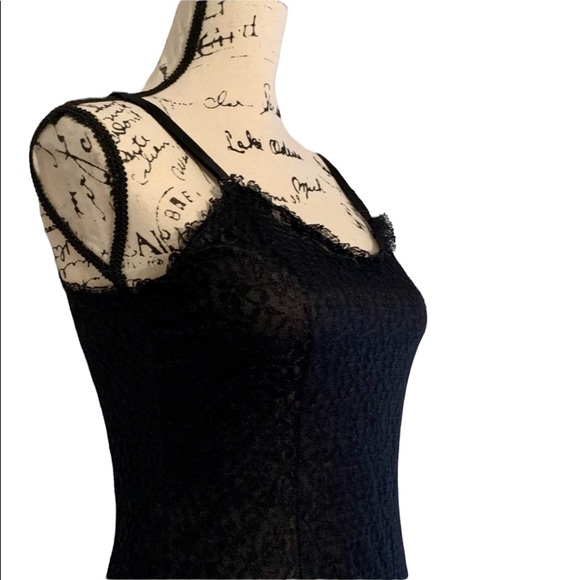 * ON HOLD FOR Huntress * Vintage Sexy Black Lace Slip - Picture 3 of 9